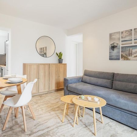 Minimalist Apartment Near The Airport And The City Center Kanáli Kültér fotó