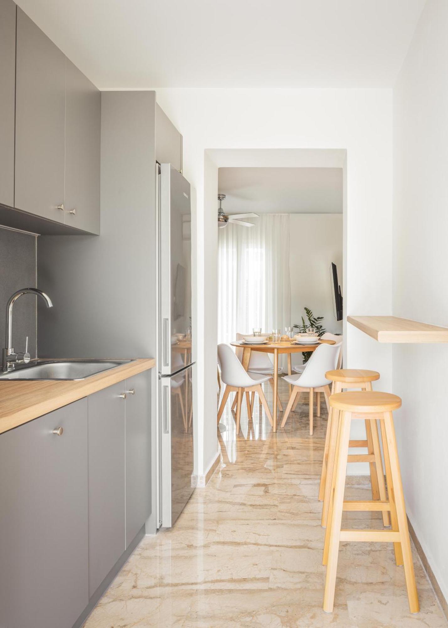 Minimalist Apartment Near The Airport And The City Center Kanáli Kültér fotó